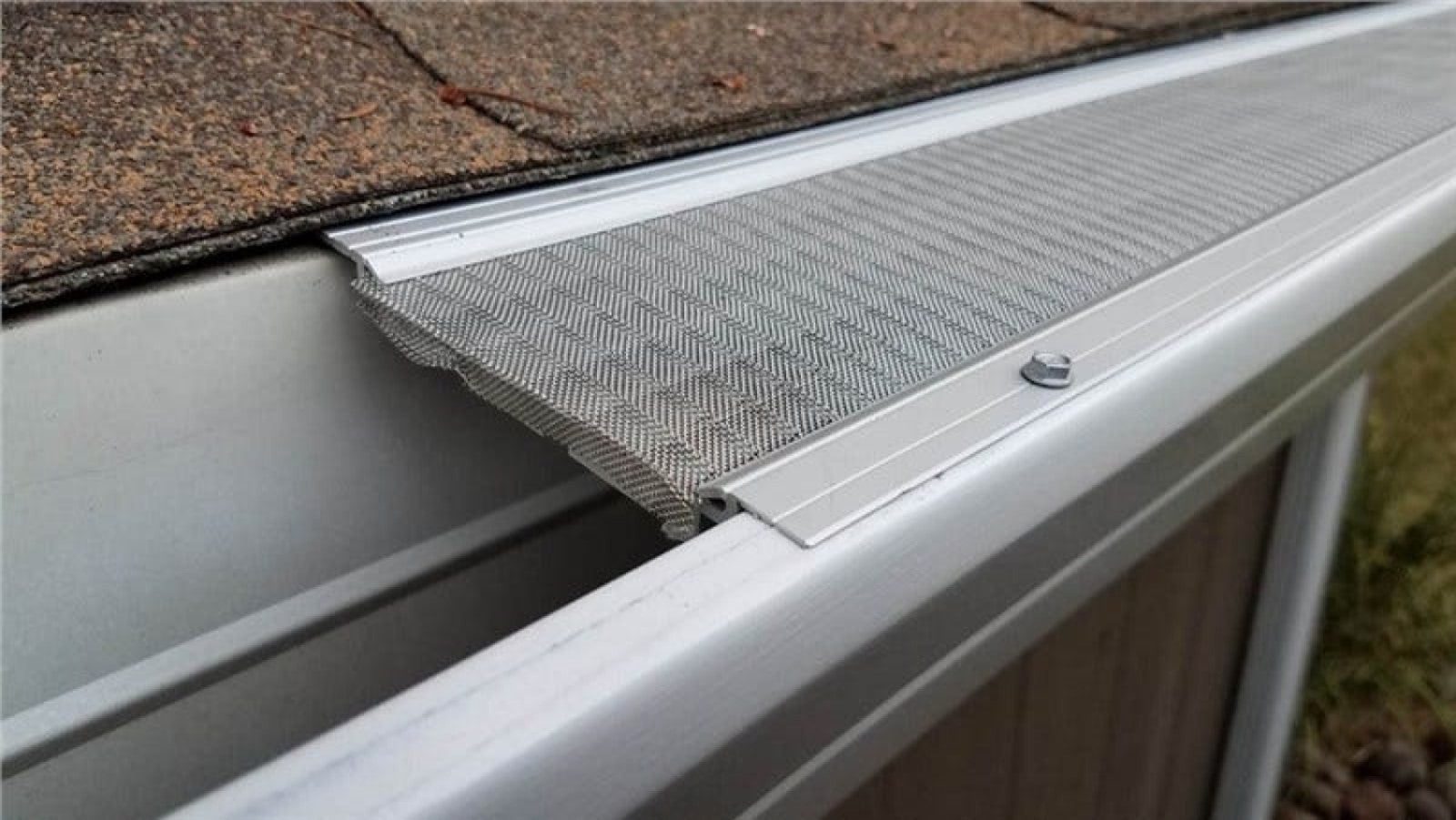 Hydro Flo Premium Gutter Guard 100 Ft Case Mill Finish
