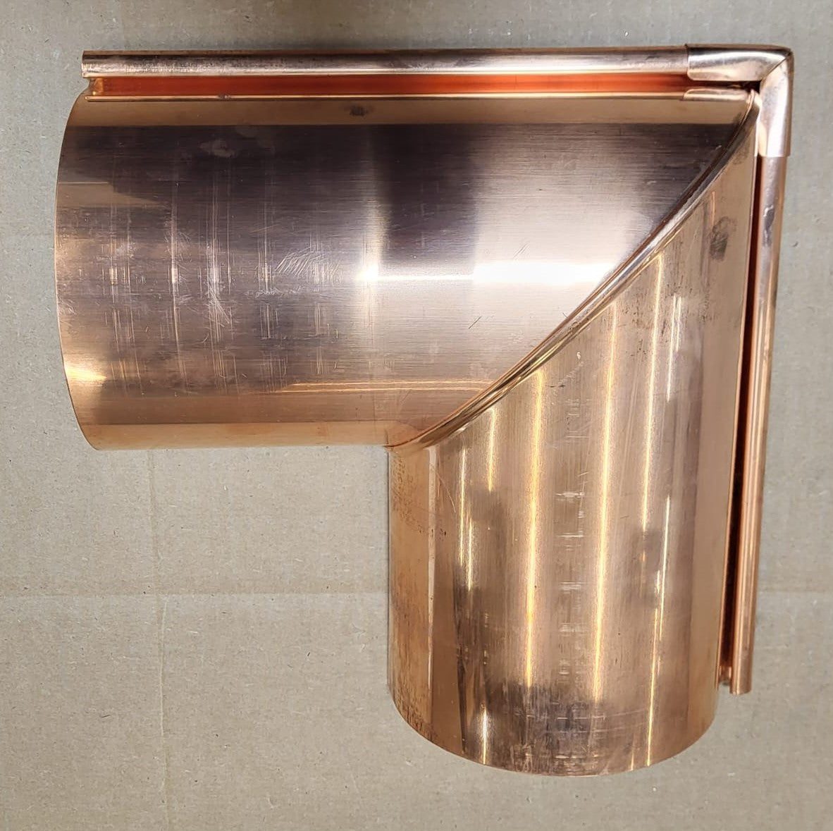 Copper Half Round Box Miter for Inside or Outside Corner 6"